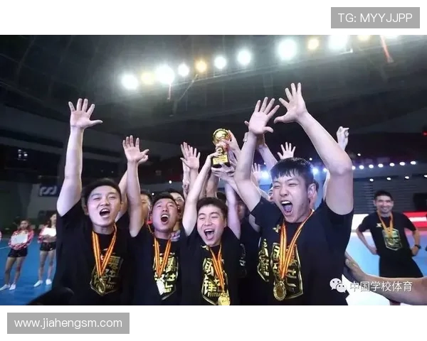 武汉足球队荣登足球节奏排行榜第五名引发热议与关注 武汉足球队荣登足球节奏排行榜第五名引发热议与关注