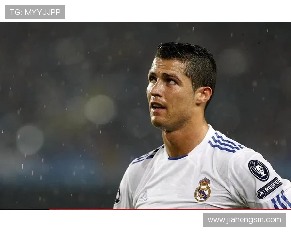 亚运男足激战泰国对阵卡塔尔精彩对决引发球迷热议