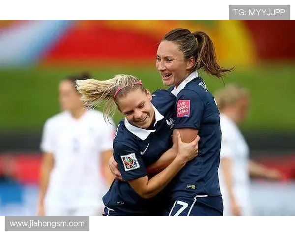 法国女足迎战尼日利亚女足力争小组出线的关键之战