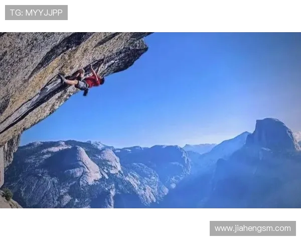 攀岩深度探索：揭秘北京攀岩队如何在竞技场上展开阵地战